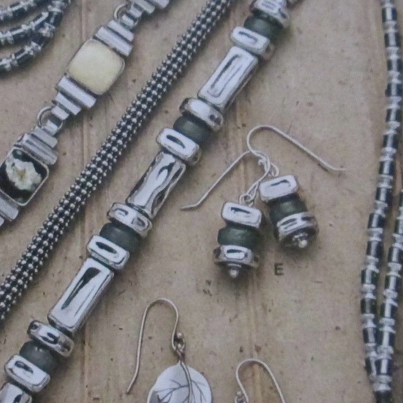 HTF Vintage Silpada Sterling Silver & Labradorite French Wire Earrings W0724 - Picture 9 of 9